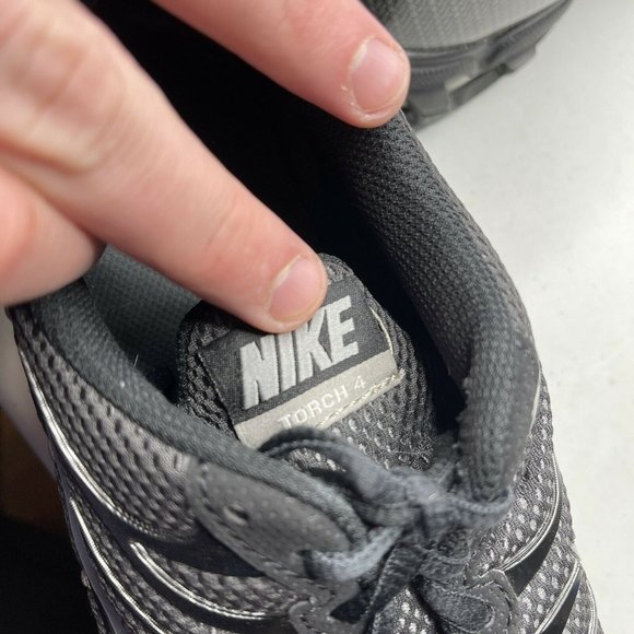 Nike Air Max Torch 4 Running Shoes Mens Size 9.5 9 1/2 Black Sneakers 343846-002 - Picture 8 of 12